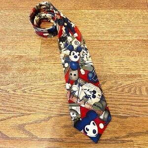 Disney | Atlas Design - Swedish Men’s 100% Silk Mickey Mouse Tie One Size